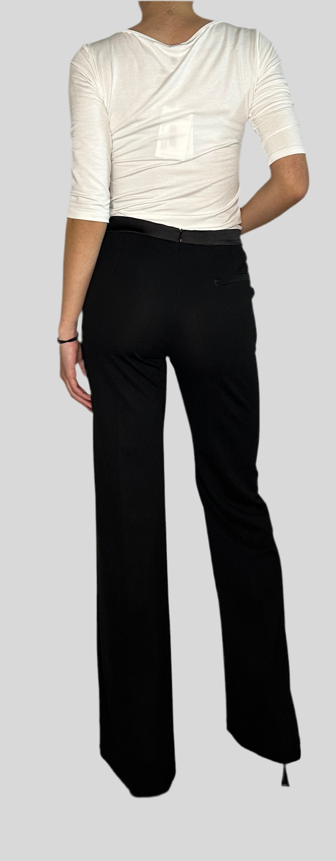 Pantalone flare