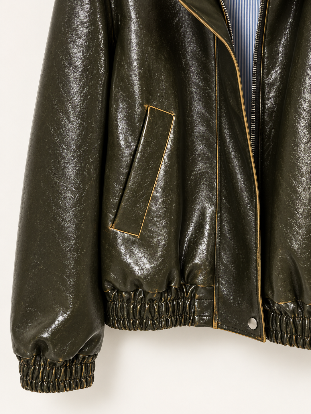 Bomber donna effetto pelle verde oliva