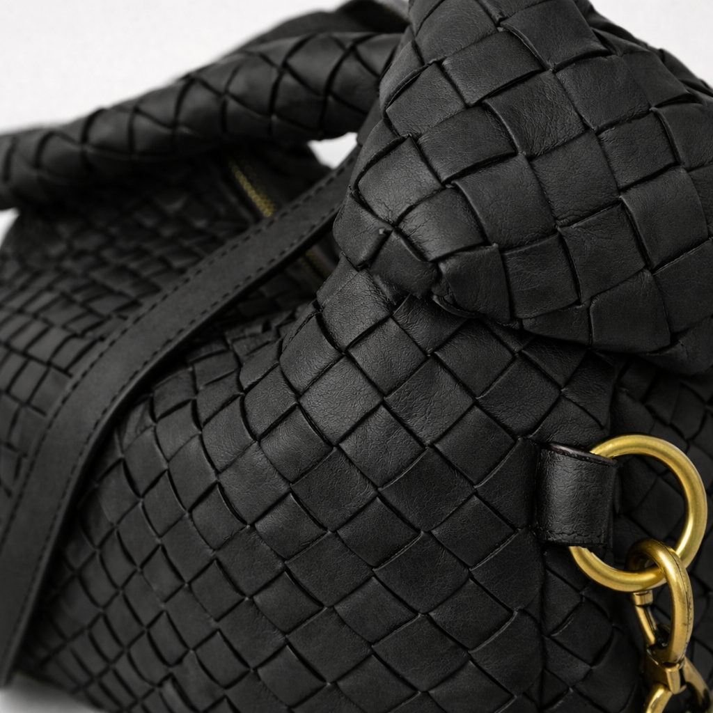 Borsa in pelle artigianale intrecciata