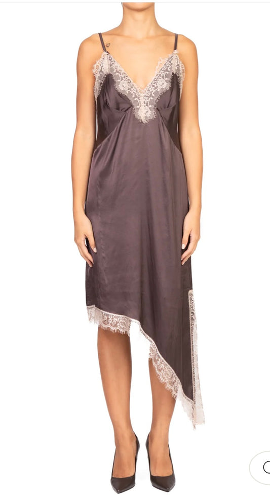 Abito sottoveste con pizzo