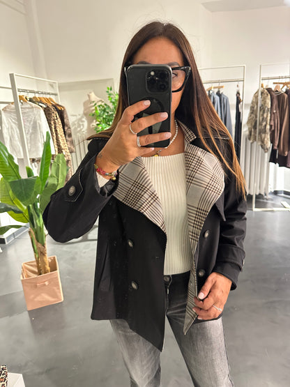 Trench corto