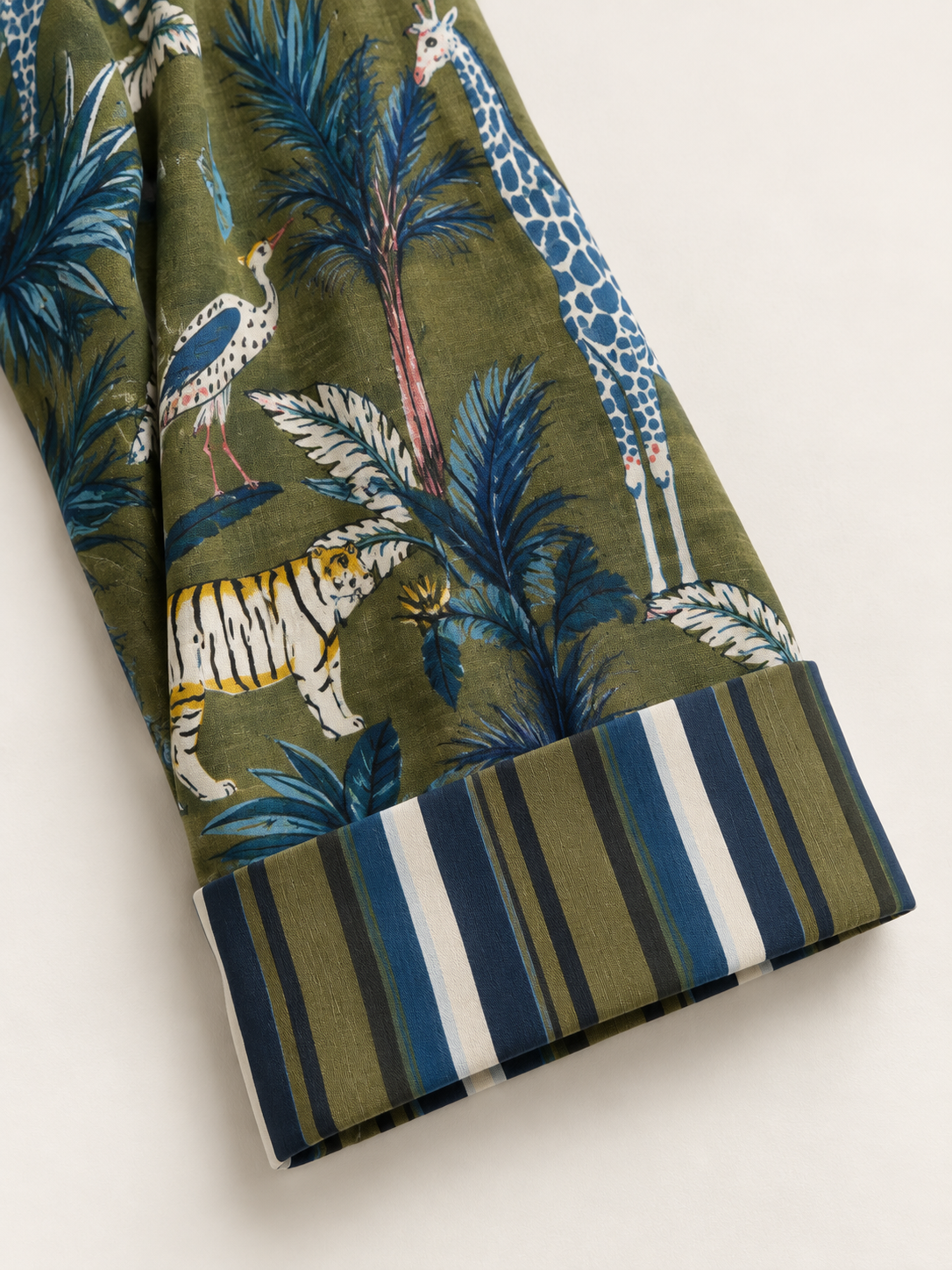 Kimono Have One in ciniglia Jungle – verde oliva